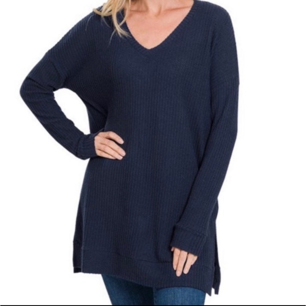 ZENANA
Oversized Thermal Waffle Knit V-Neck Sweater FINAL FEW! - Picture 2 of 8